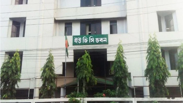 গবেষণার অর্থ ব্যয়ের কর্তৃত্ব নিয়ে পাব‌লিক বিশ্ববিদ্যালয়গুলোর সা‌থে বিরোধ মঞ্জুরি কমিশনের